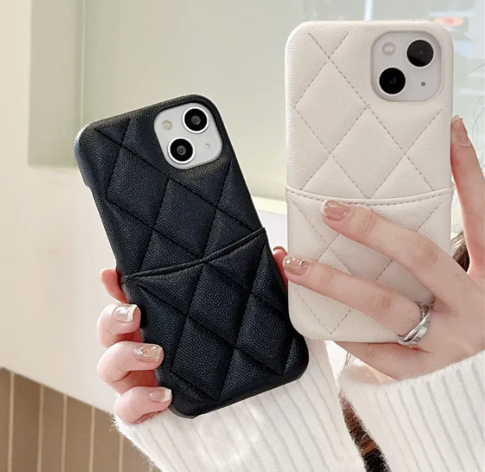 Dior キルティングレザー iPhone 11 Proケース Dior キルティングレザー iPhone 11 Proケース