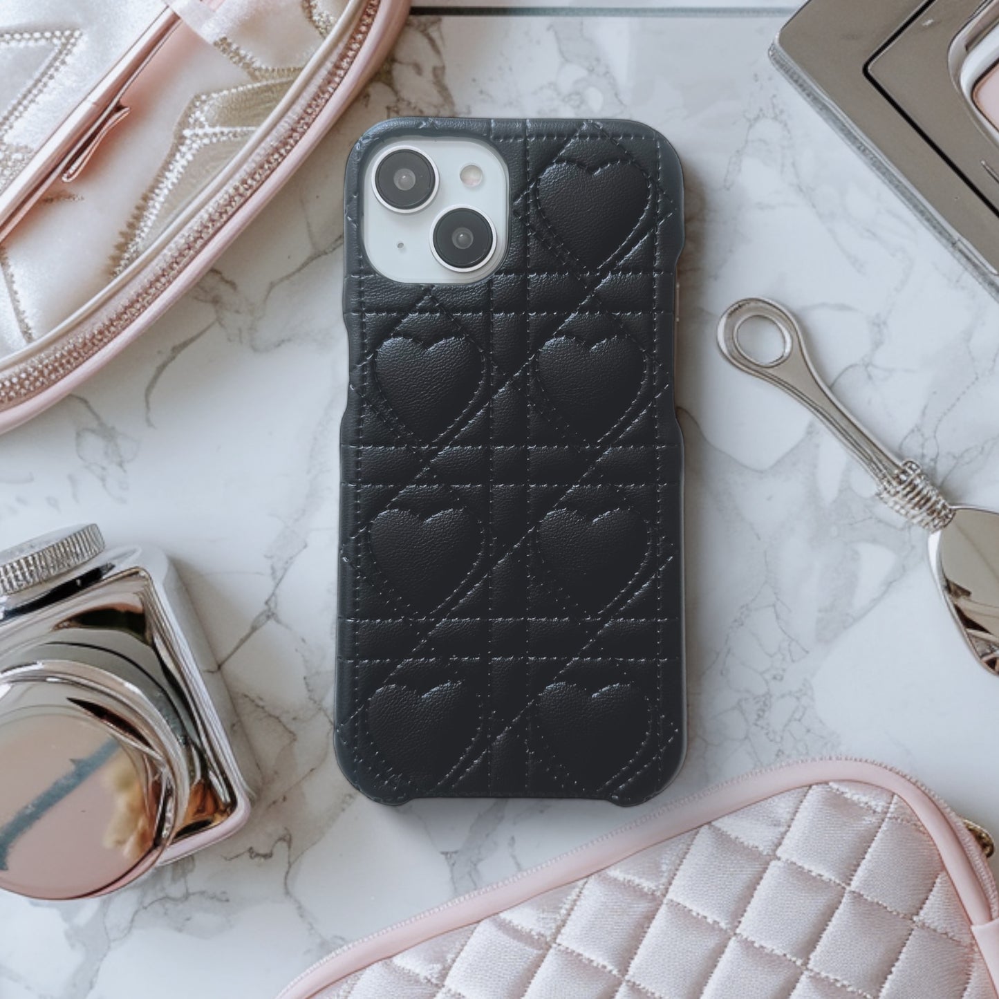 ハートキルティングレザーiphoneケース