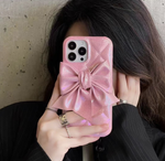 グリーミングリボンキルティングレザーiphoneケース