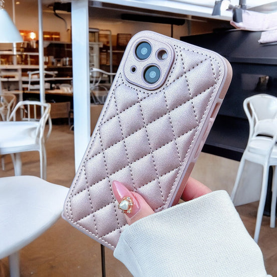 グレースキルティングiphoneケース